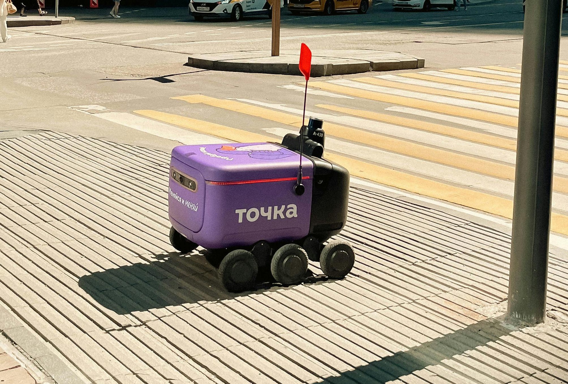 唐山無人物流車管理App開發(fā)，打造智慧物流“大腦”